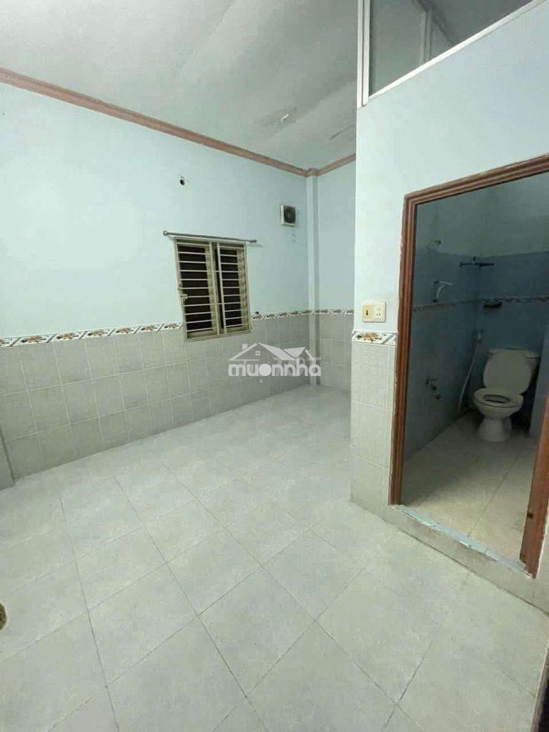 Nhà hẻm 5m đường nguyễn sơn 4,5x15m, 1 lầu, 2pn, 2wc, giá 10 triệu - 4