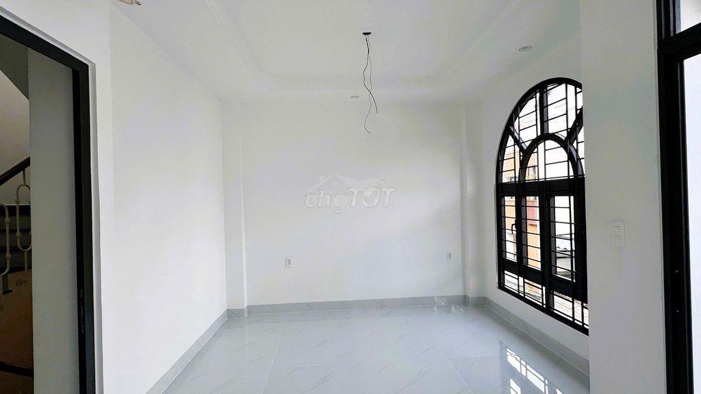 Giảm 3tr! nhà gần metro, 4pn, thích hợp làm văn phòng, ở ngay - 2