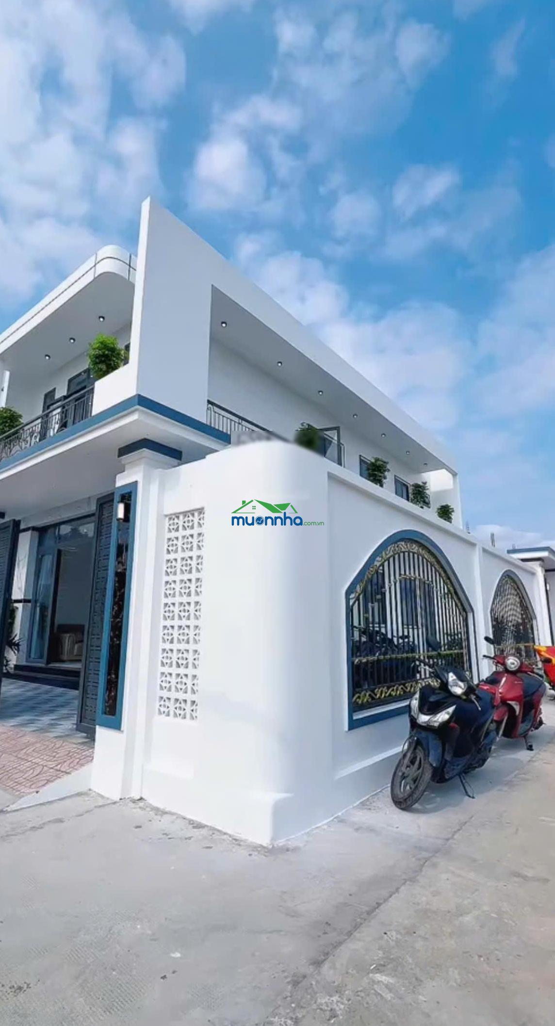 Chính chủ bán gấp nhà 2 mặt tiền 222m 11x20 hoàn công shr, hẻm 8m, 1 trệt 1 lầu giá 750tr full