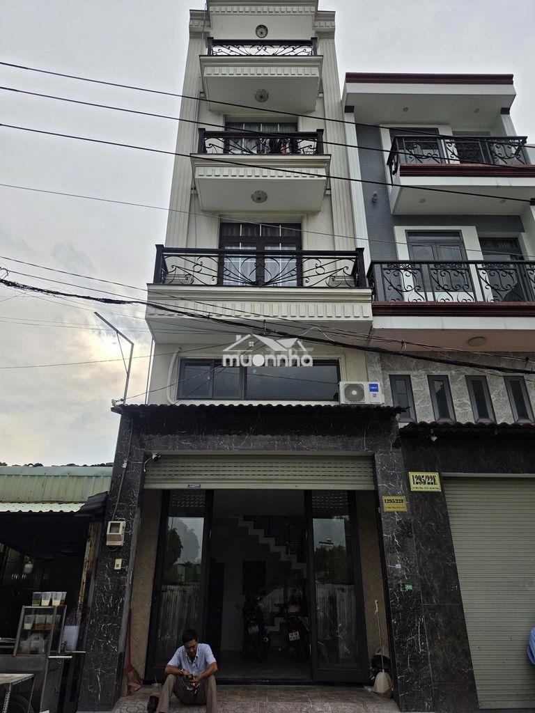Tòa chdv vip - nhà 4 tầng - 8pn 8wc - full nội thất
