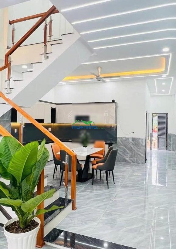 Nhà 1 trệt 1 lầu có sân thượng - gần go an lạc, sổ riêng (5x20m). giá: 1tỷ350 còn thương lượng