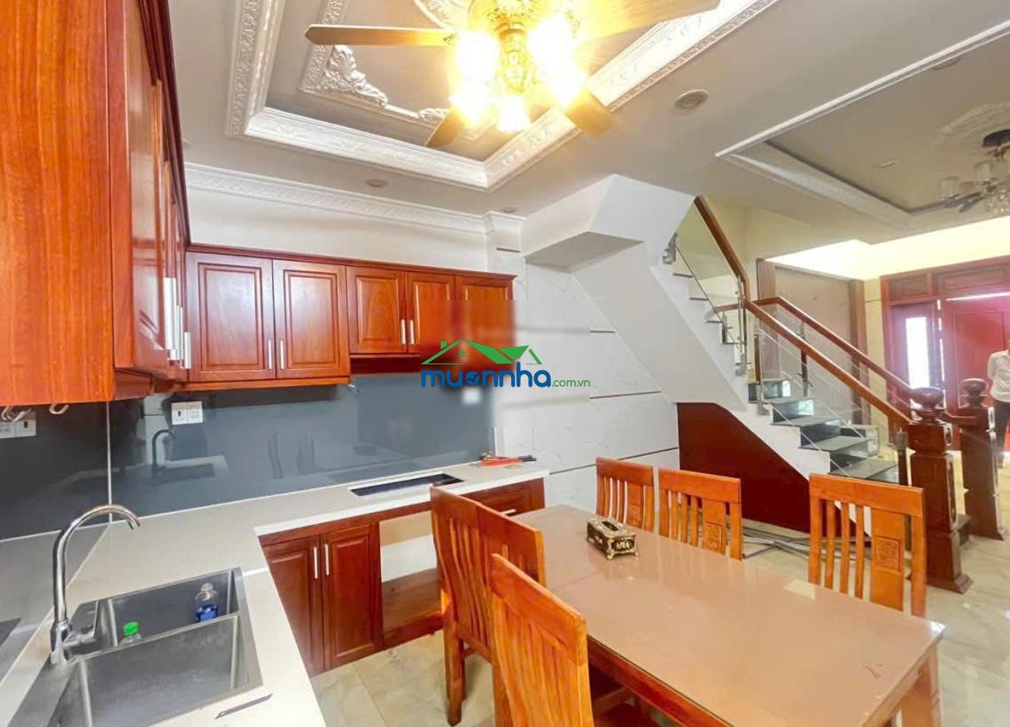 Cần bán lắm rồi, nhà đẹp 4 tầng, kiến trúc cổ điển, ngay sát phạm văn đồng, 60m², 4pn nhỉnh 8 tỷ