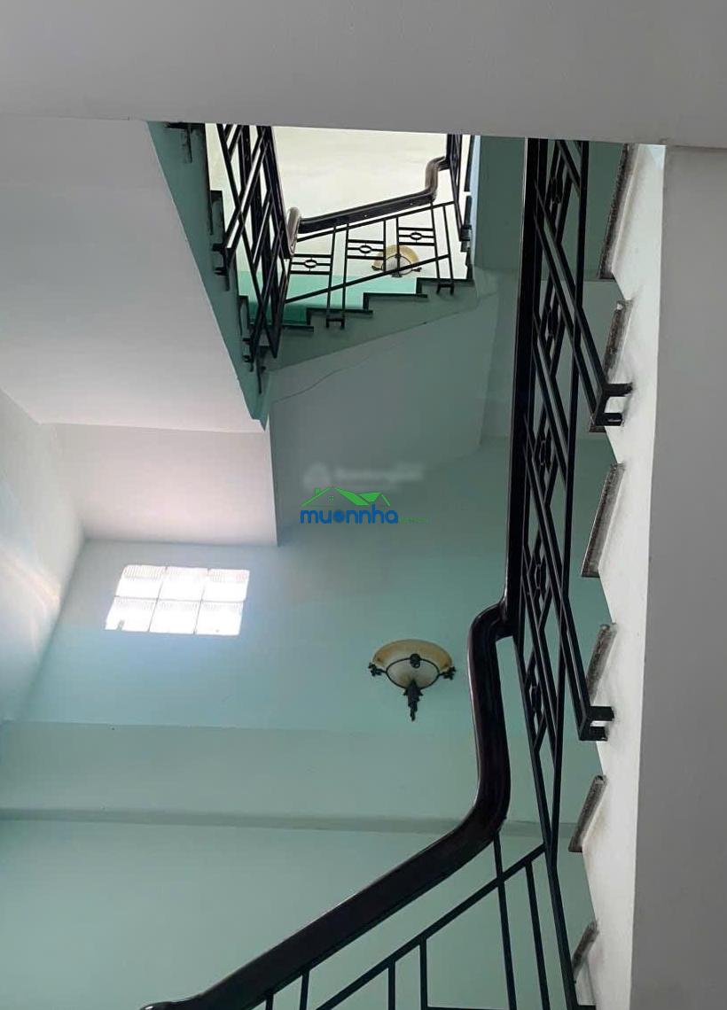 Hẻm 6m - ngay hàng xanh, chợ bà chiểu p.24 bình thạnh - 3 tầng 4x18m nở hậu 5m - giá 10 tỷ bớt lộc - 2
