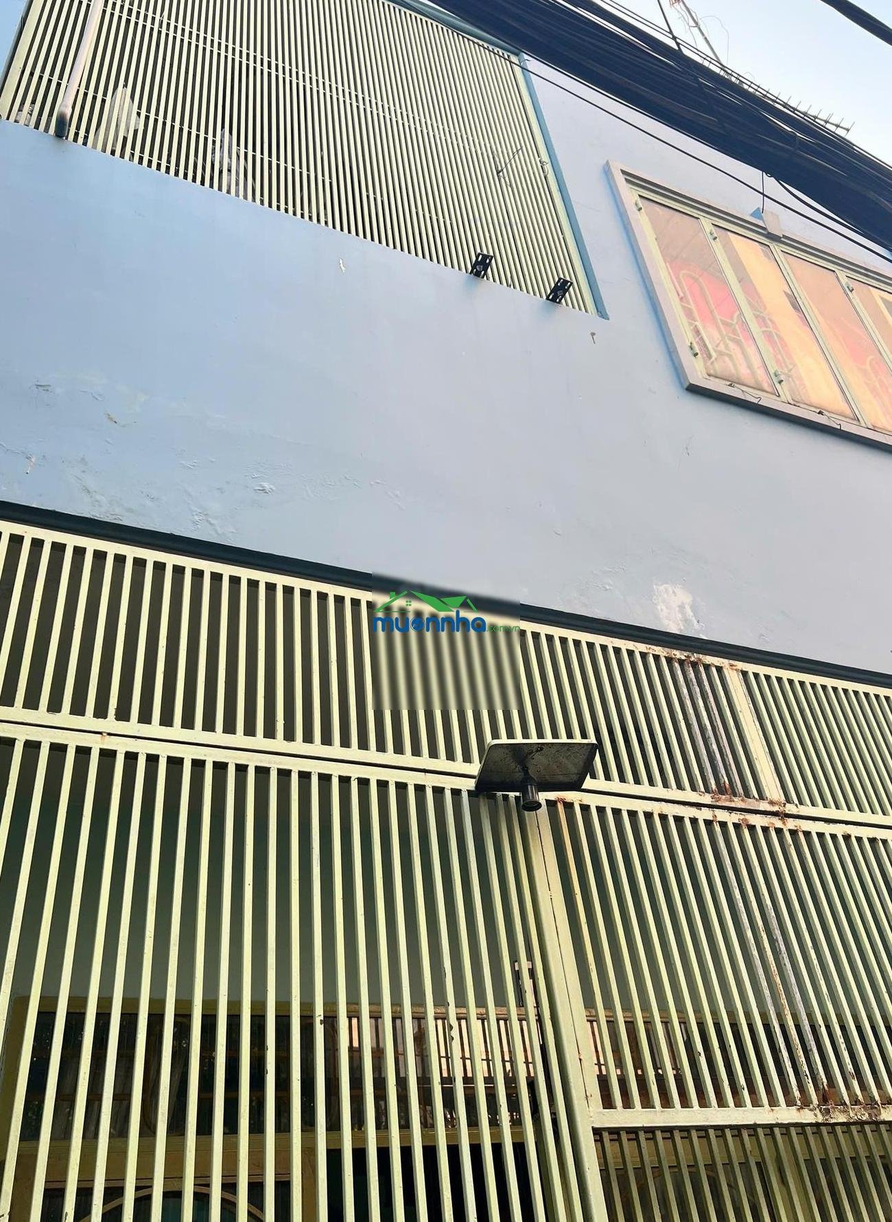 Nhà quận 8 sát quận 5. dt: 50m2 - ngang 4,8m - 2 tầng. nhỉnh 4 tỷ - 3