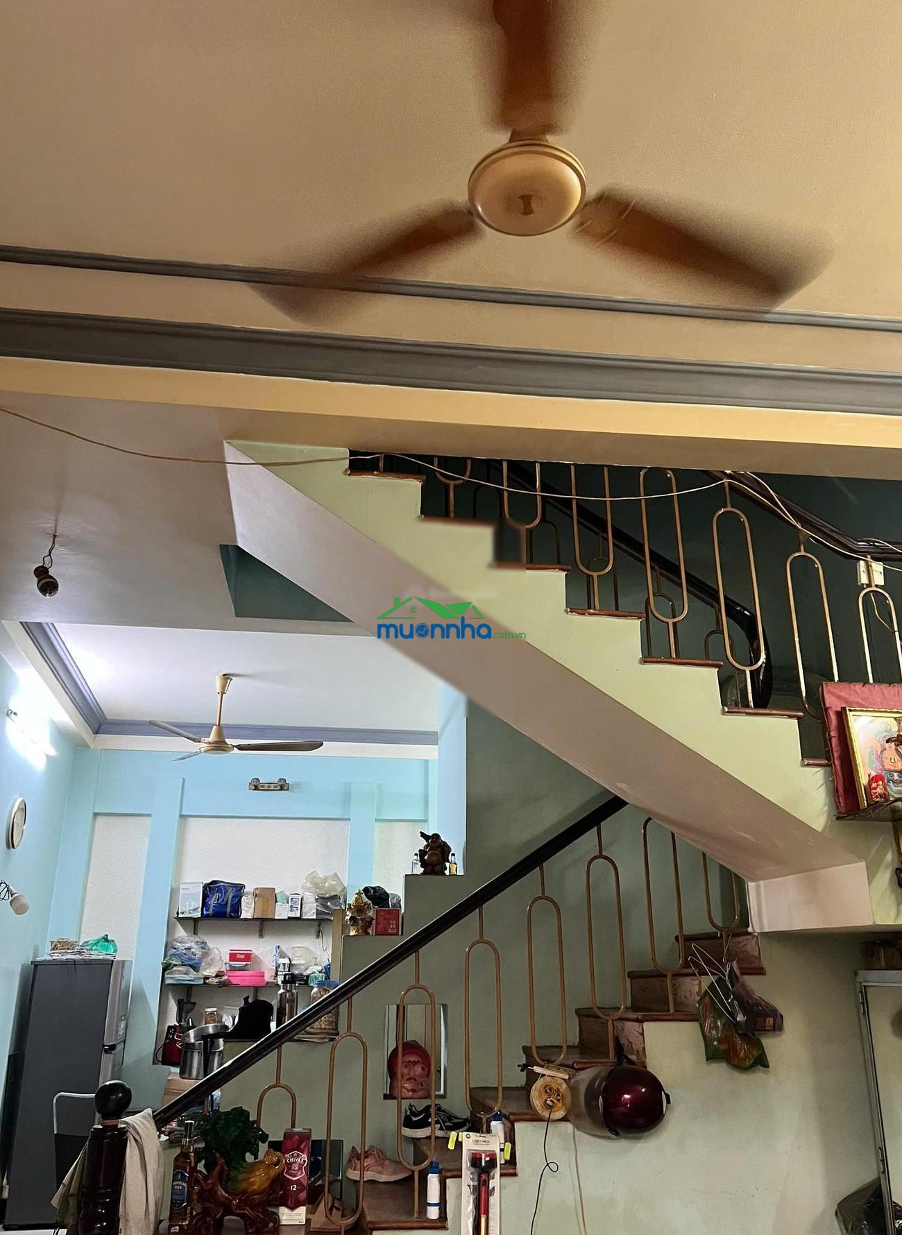 Nhà quận 8 sát quận 5. dt: 50m2 - ngang 4,8m - 2 tầng. nhỉnh 4 tỷ - 2