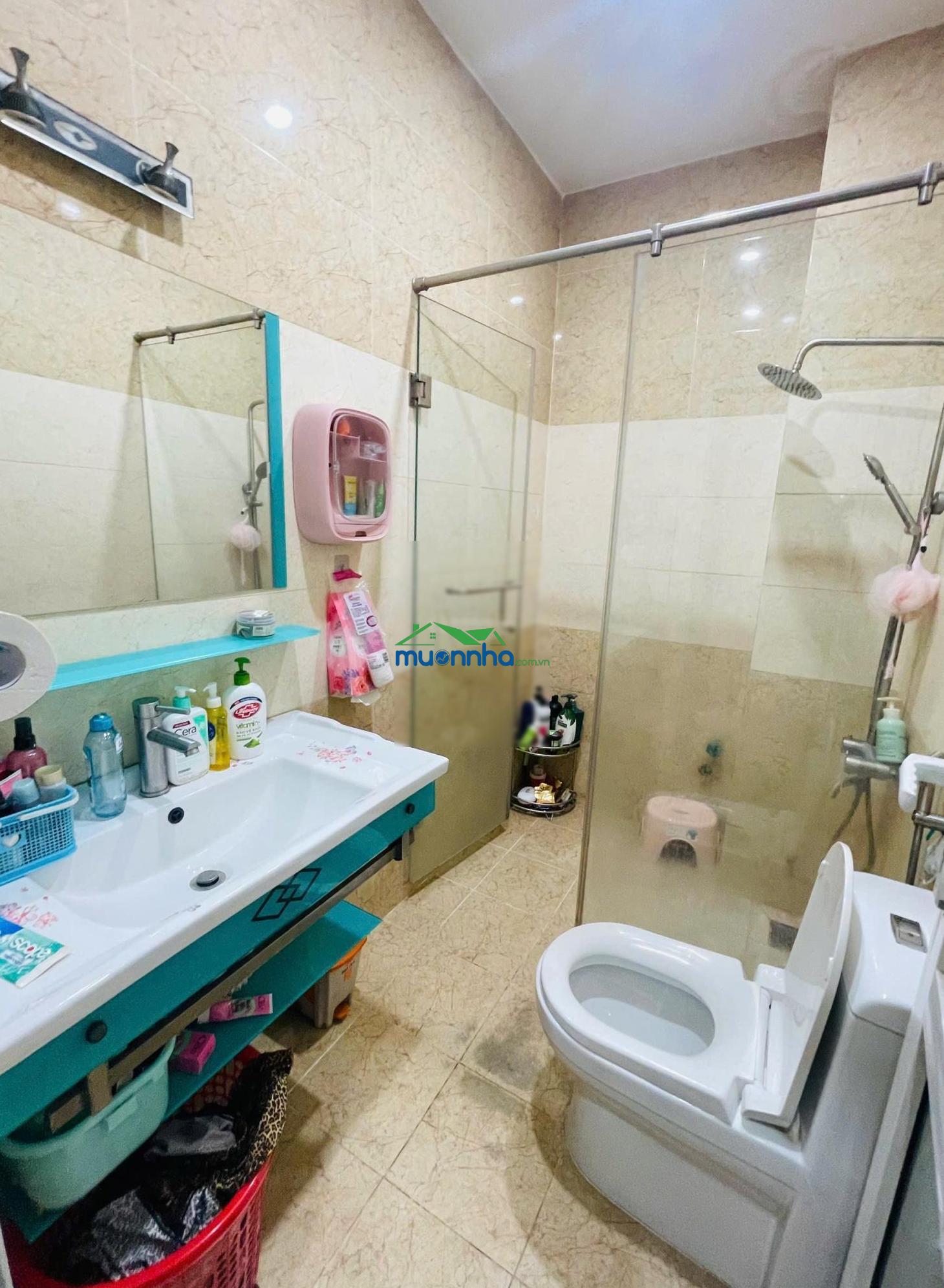 Chính chủ đi úc - bán nhà đường hương lộ 2 - 1 trệt 3 lầu hẻm xe tải thông - 3