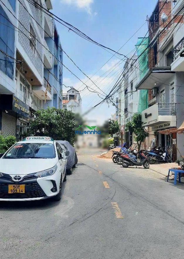 Bán nhà hxh bùi đình túy p.12 - đang khai thác full 10pn cao cấp dòng tiền 65tr/tháng gần hv cán bộ