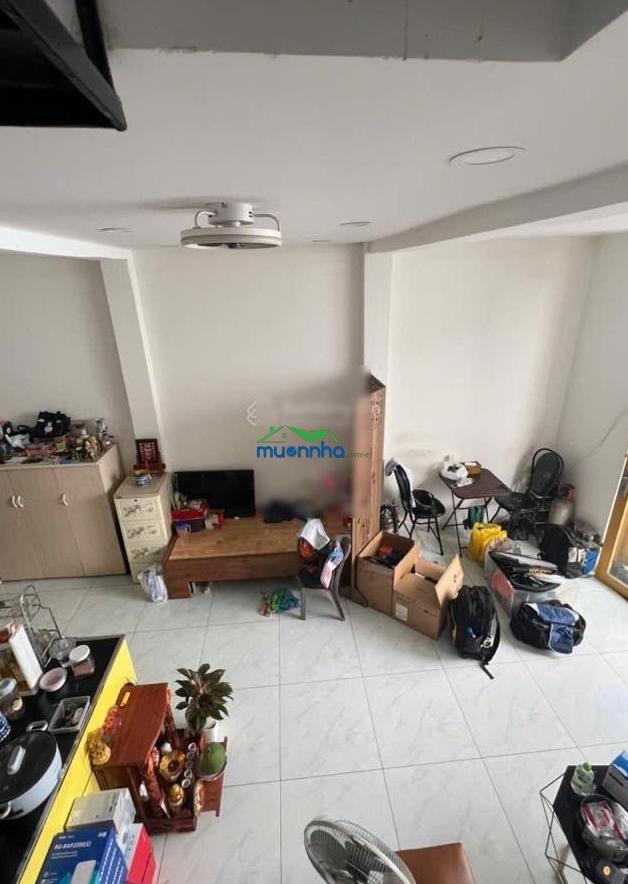 Bán nhà 2 tấm hẻm đường bờ sông sát chợ bà hom dt 6,5x12,5m