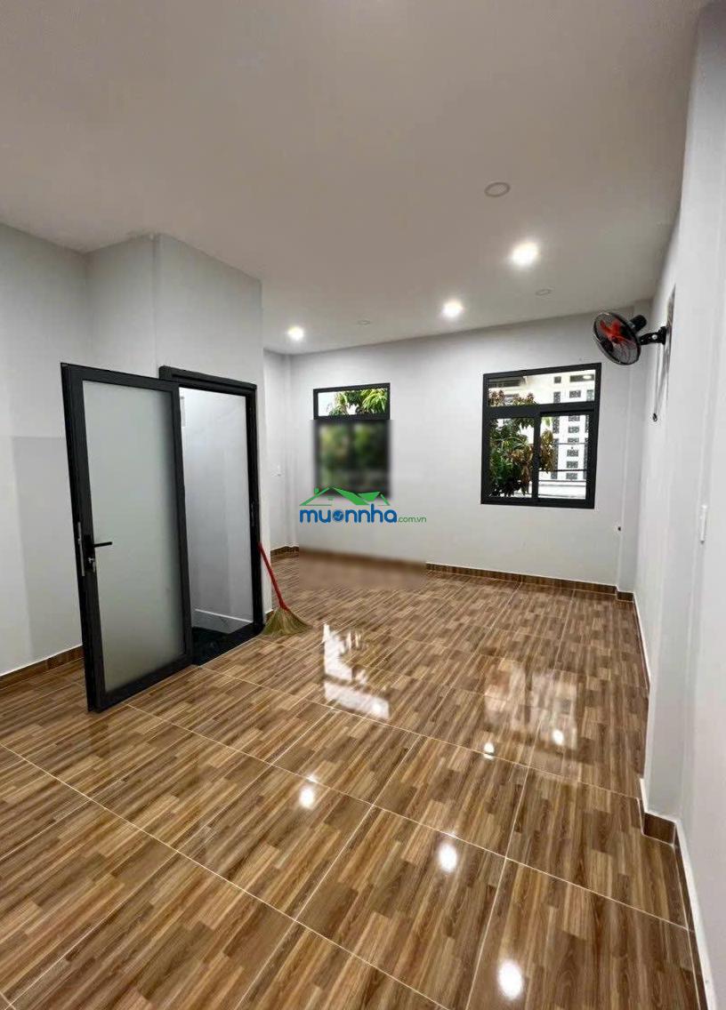 Nhà ngay mã lò, lê văn quới đi vào 3p, ngang 5m, vừa nhỉnh 4t - 3