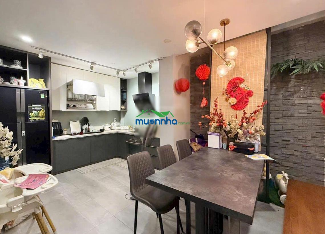 Nhà linh đông ! ngay phạm văn đồng - kế bên chung cư 4s - 2