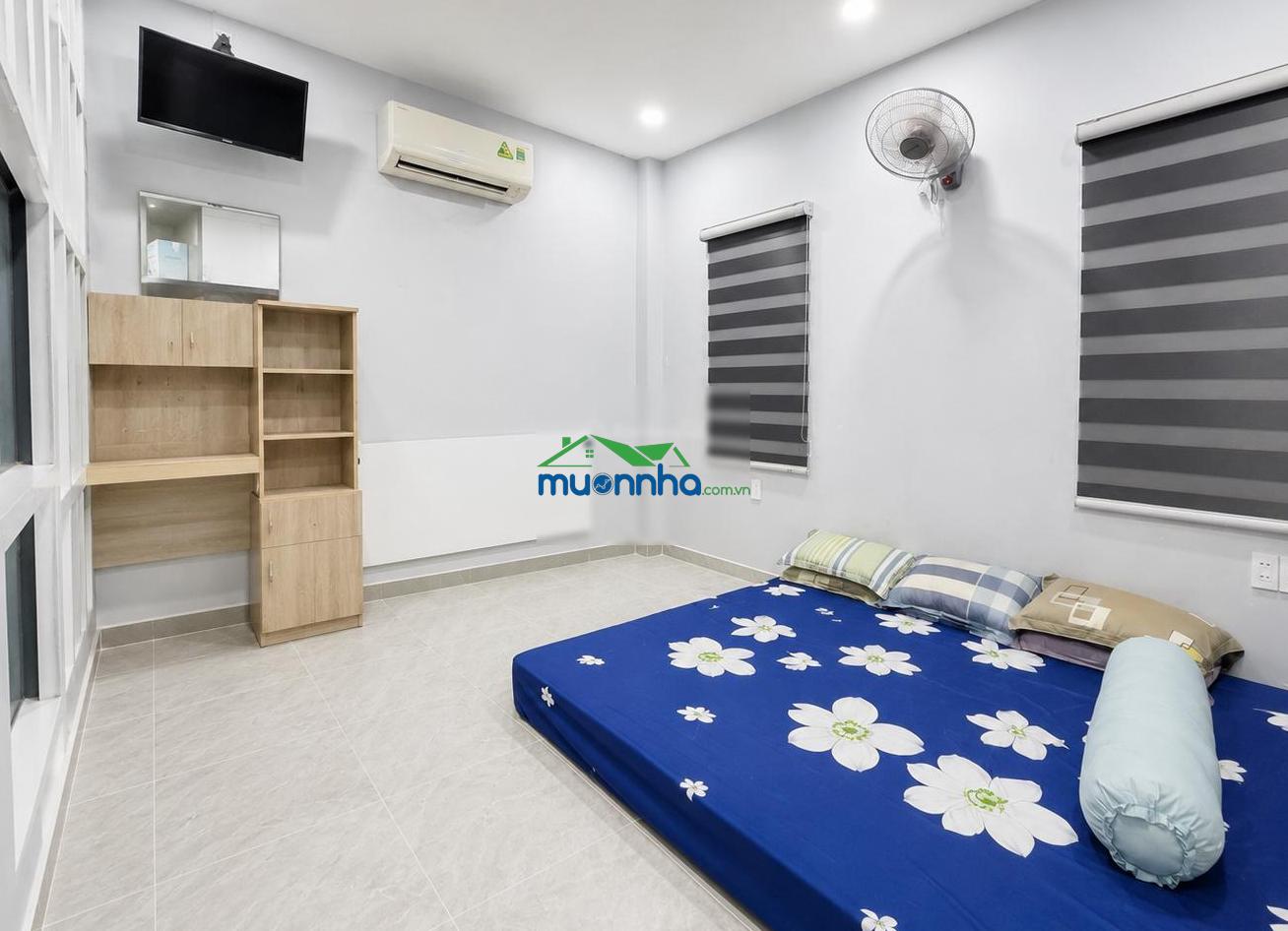 Bùi đình túy - 4 tầng - 64m² - ngang hiếm 5.3m - cần bán gấp đi định cư - chỉ 5,99 - 2