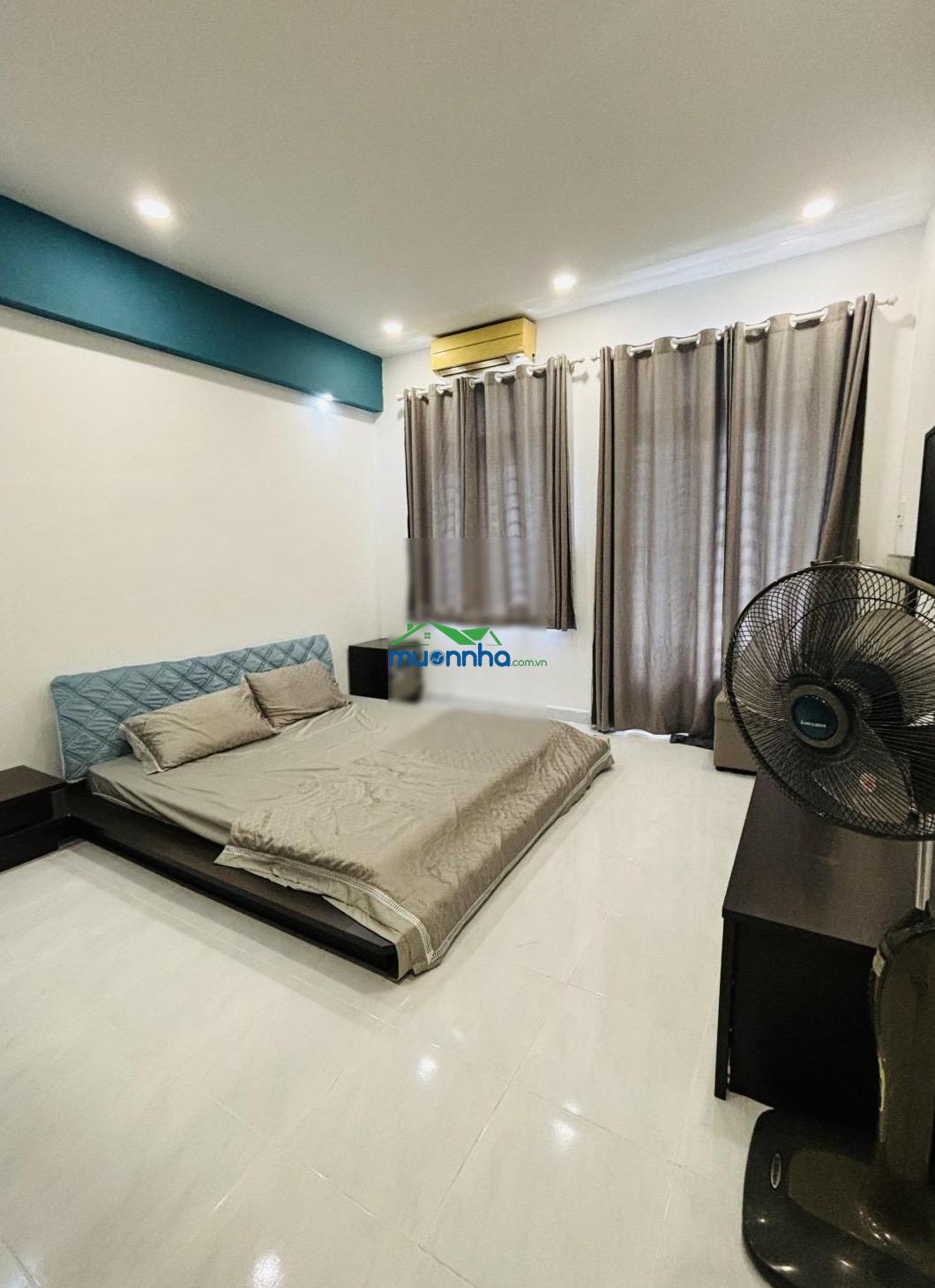 Hẻm xe hơi nhà đẹp ở ngay ngang 4m tặng nội thất cao cấp