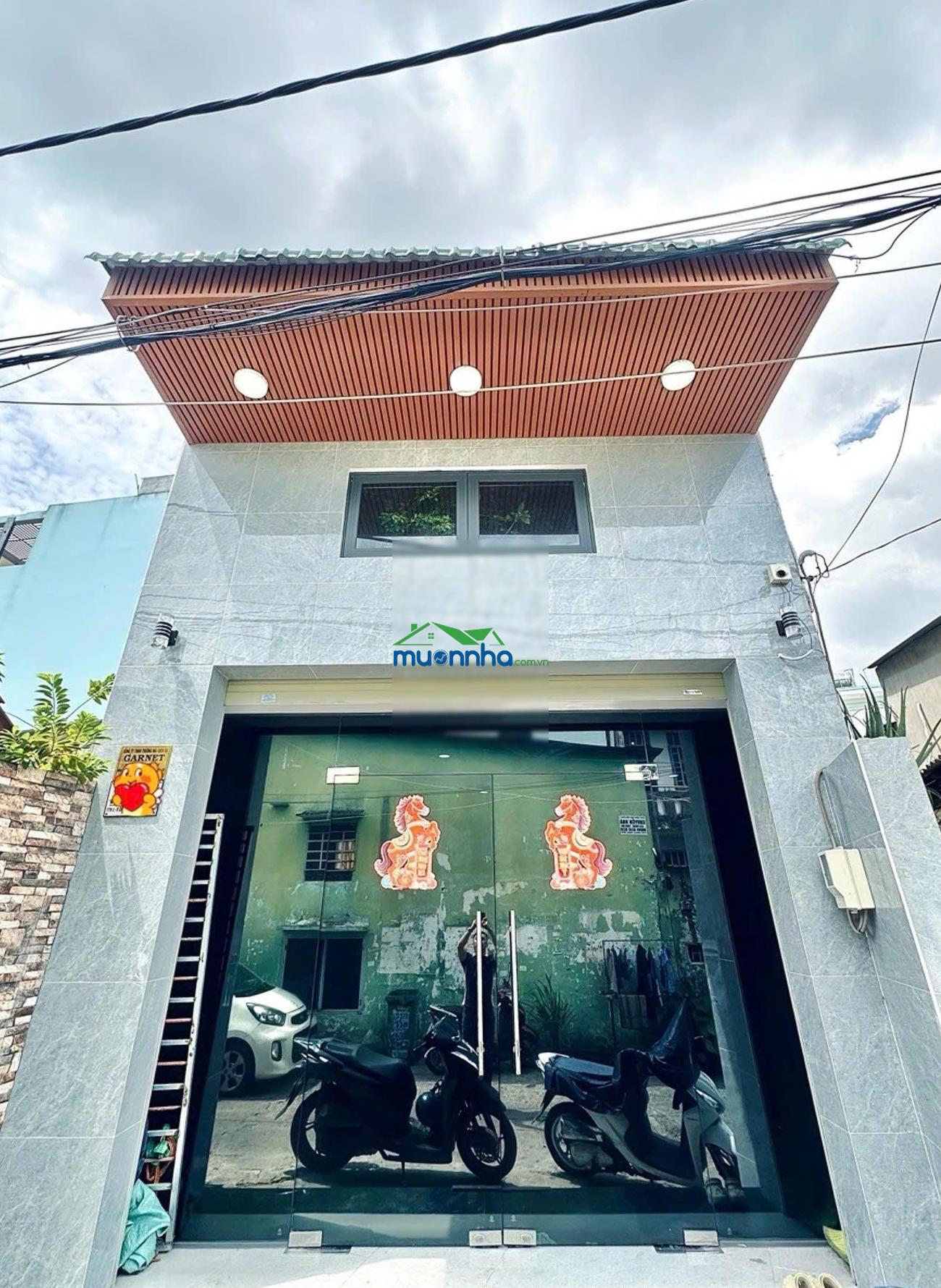 Nhà đẹp diện tích lớn 100m², hẻm xe tải sát mặt tiền, ngay trường chinh, quận 12