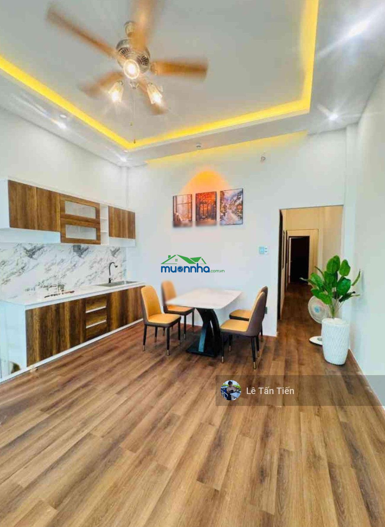 Nguyễn thị tần, quận 8 - nhà đẹp 5m x 19m - gần quận 1, quận 5 - chỉ 8,x tỷ - cách hẻm xe hơi 10m.