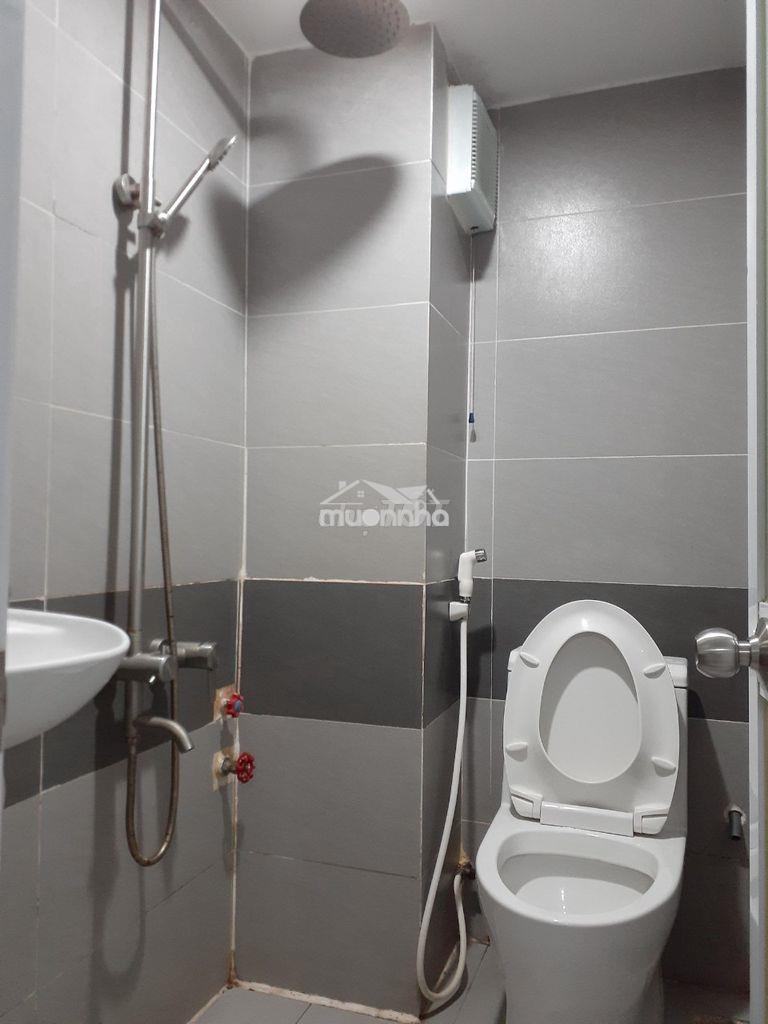 Phòng đẹp, rộng, thoáng mát, đường rộng, an ninh, gần etown cộng hòa