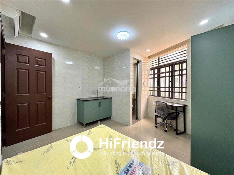 Căn hộ mới, cửa sổ trời - có sân sau tiện nghi | sát bên đhsg đhsp