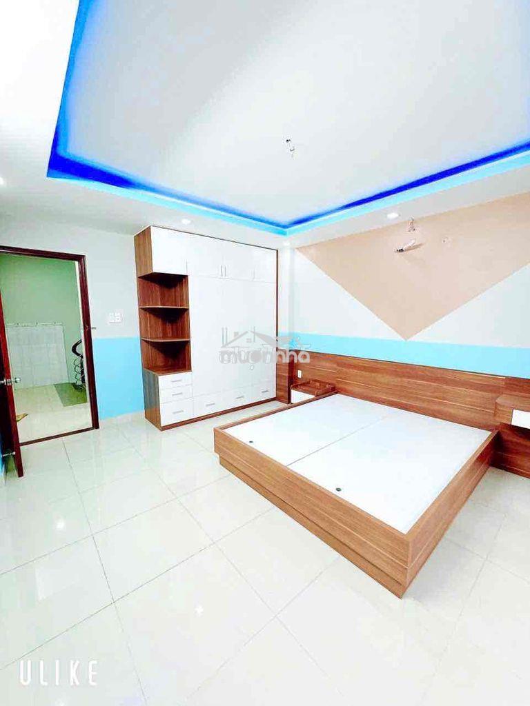 Nhà lê văn quới 3 lầu 4pn 4wc sân thượng, có nội thất