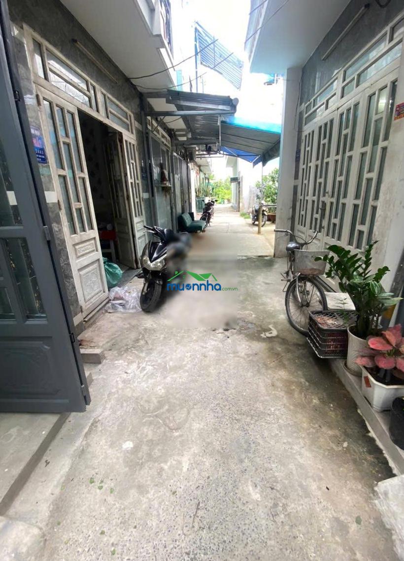 Bán nhà kiên cố cách đường nhựa 50m - giá chốt 565 triệu