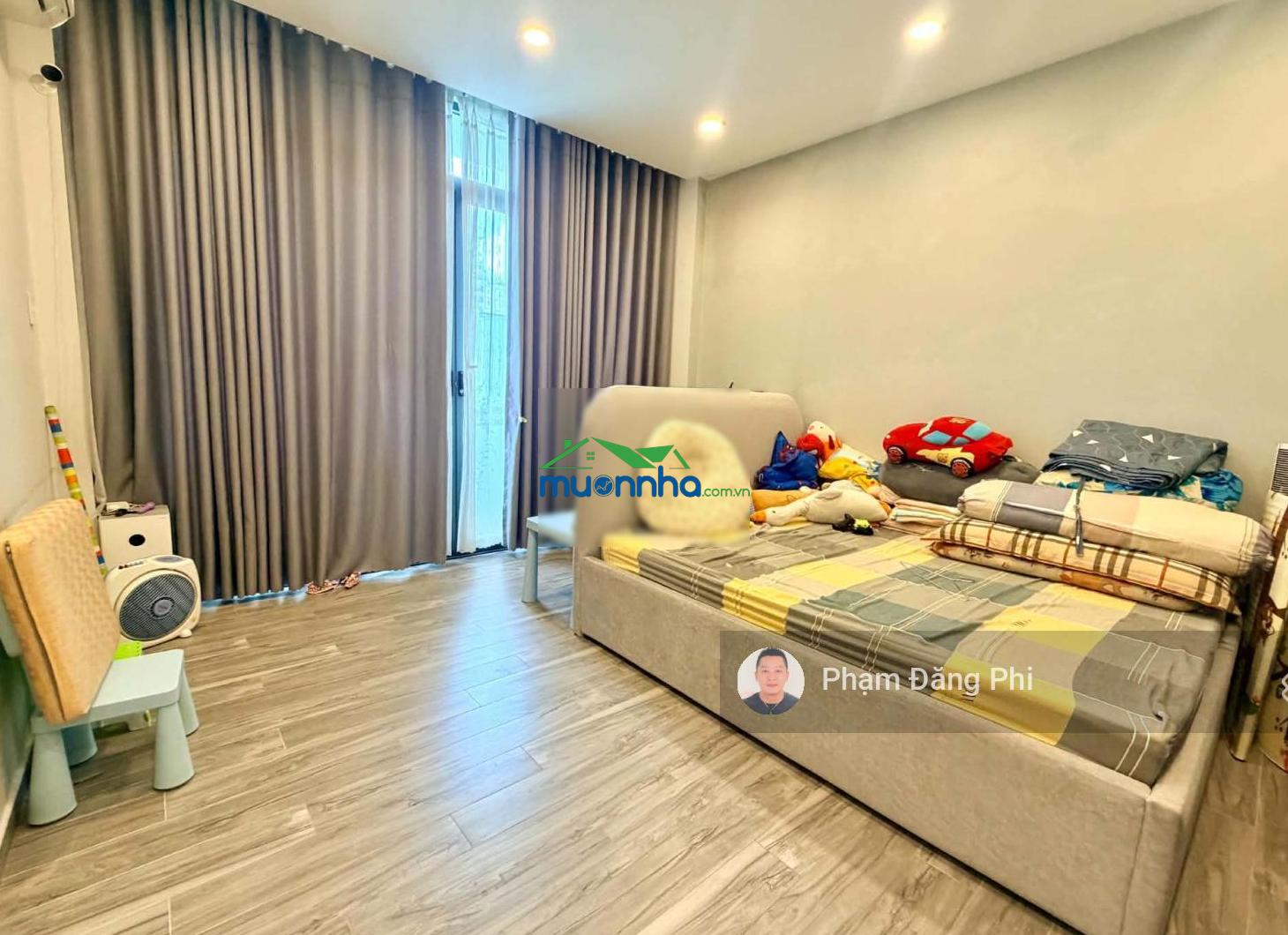 Nhà đẹp - vị trí đẹp - công viên trước nhà thoáng mát - ô tô đậu trong nhà - 65m² - 3