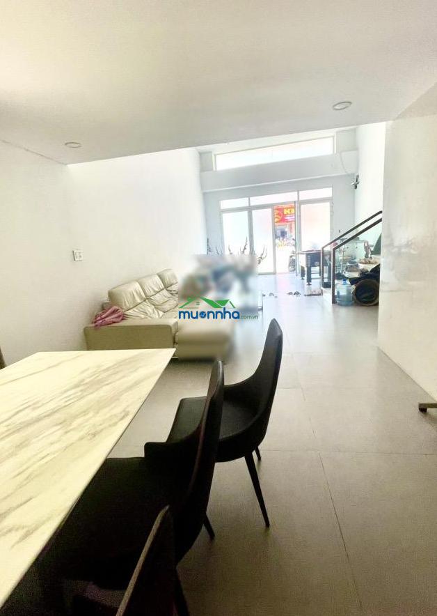 Chỉ hơn 15 tỷ đồng!!! có ngay nhà dòng tiền lớn quận 1 - 3
