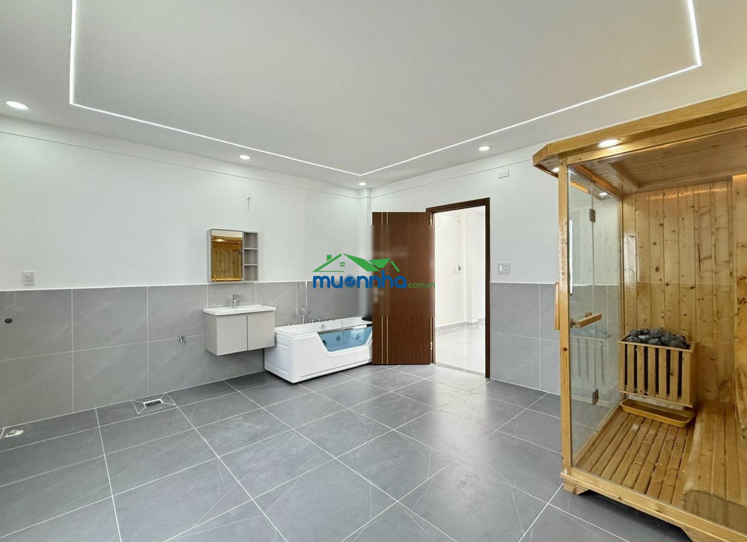 Siêu phẩm 4 tầng 5m x 15m 1/ đường đỗ hành. ngay trung chánh. song hành. ql22 - 3