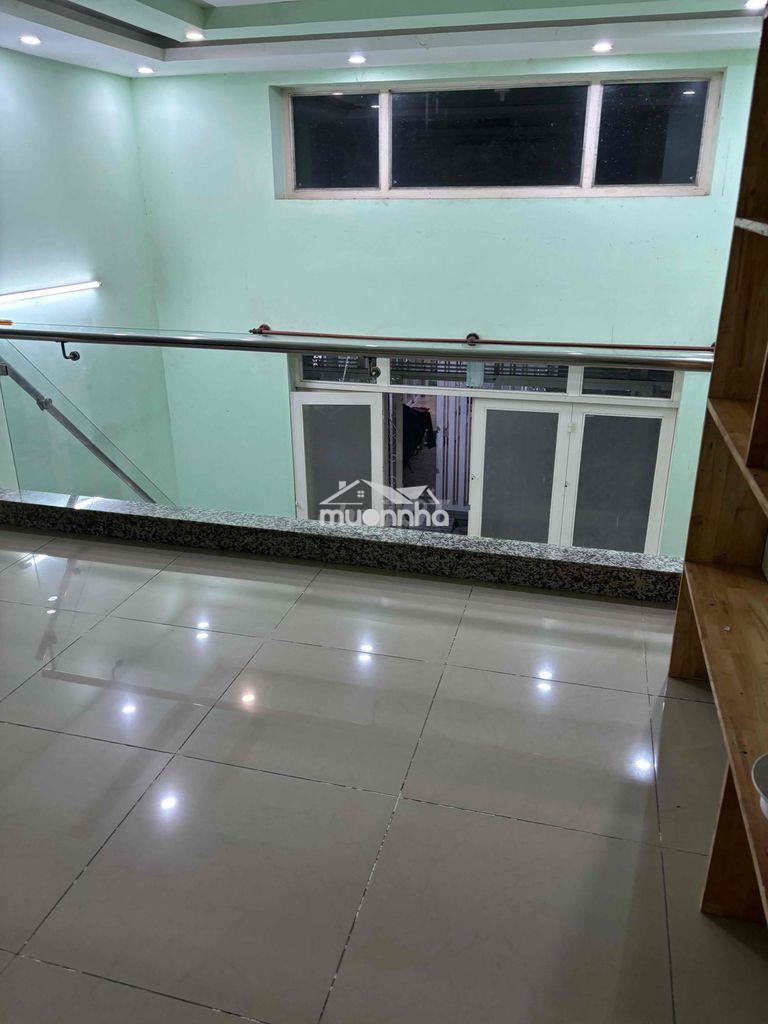 Nhà cho thuê giá 5tr nhà gần trường th lvl - 2