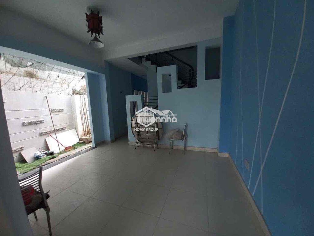 Nhà 3 tầng phù hợp ở ghép + vp công ty ở gđ - 4