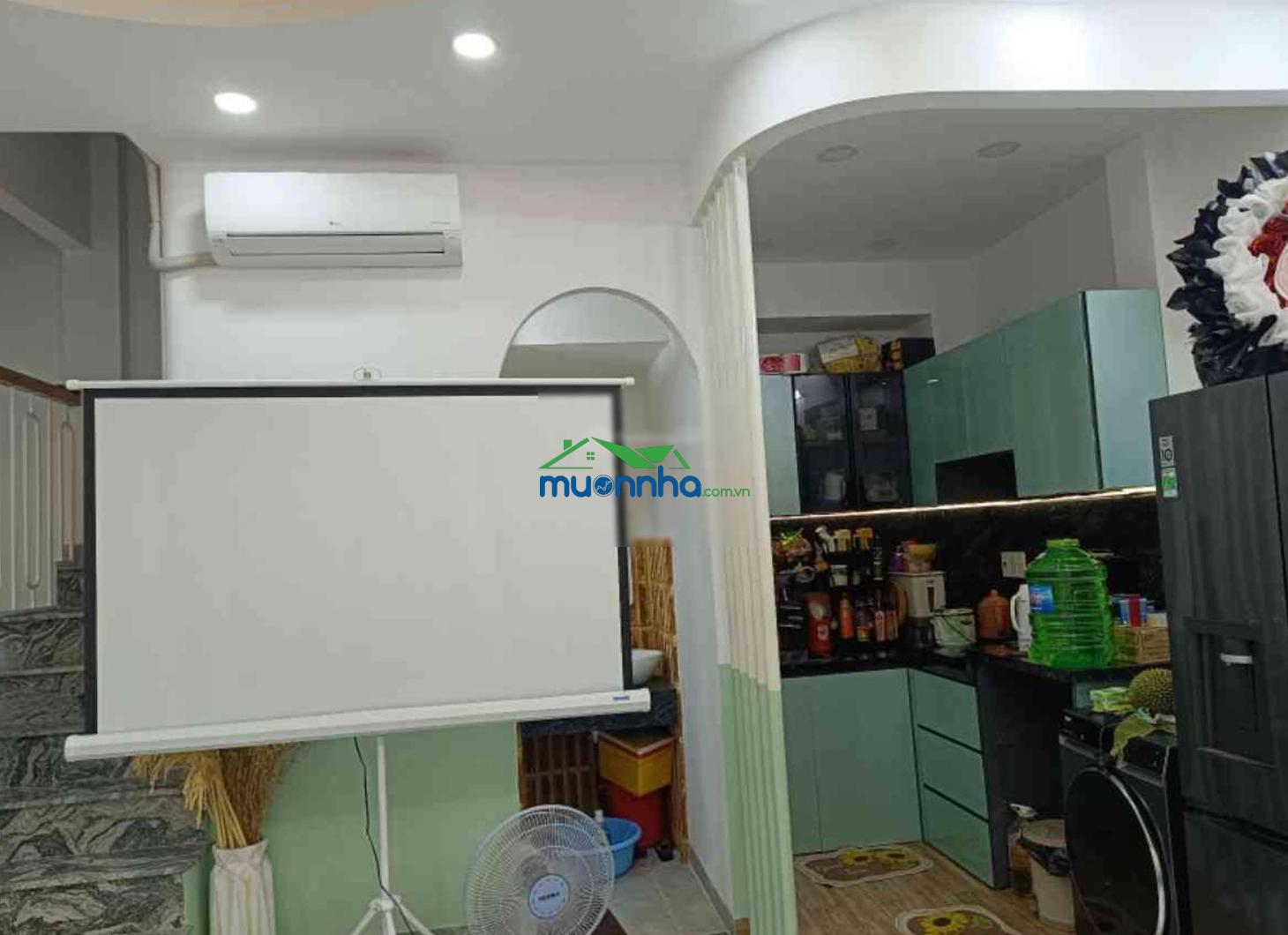 Bán gấp căn 4 tầng dương bá trạc, 1 căn ra mặt tiền, ngang 5.5m, hxh 5m, full nội thất, 5.x tỷ