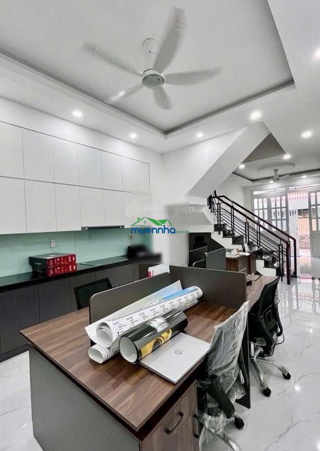 11.5 tỷ - 4 tầng - hxh khu bàu cát thông thoáng - 66m2 sẵn nội thất - 3