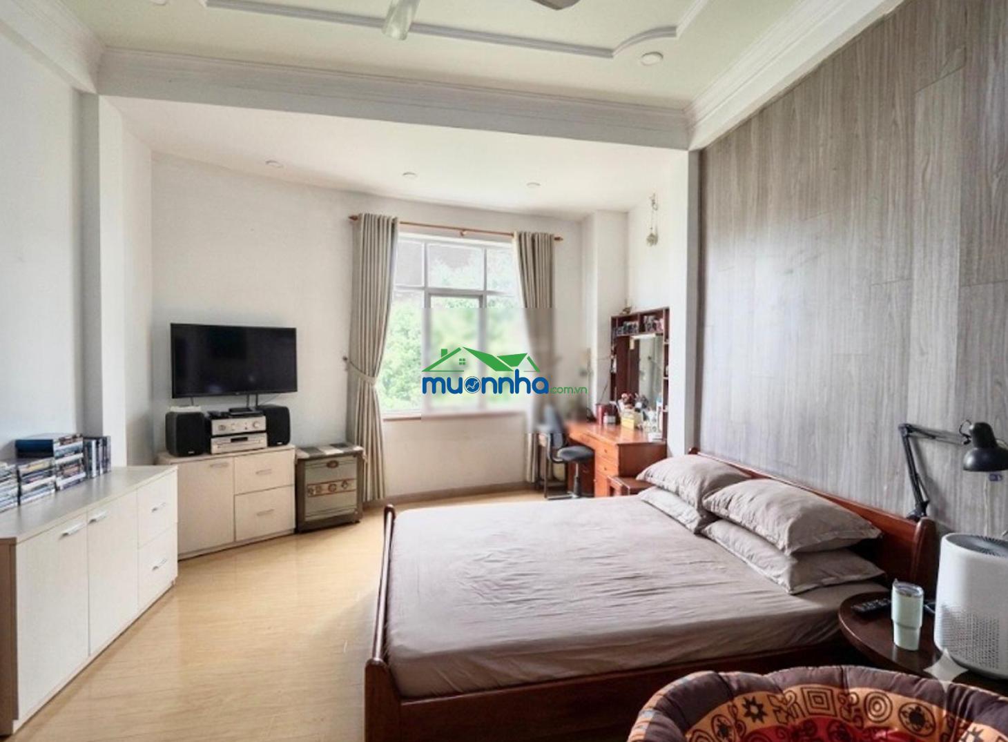 Thích quảng đức - biệt thự 162m² - hẻm nhựa xe tải - ngang 7m - 5 tầng - sân rộng đậu nhiều xe hơi