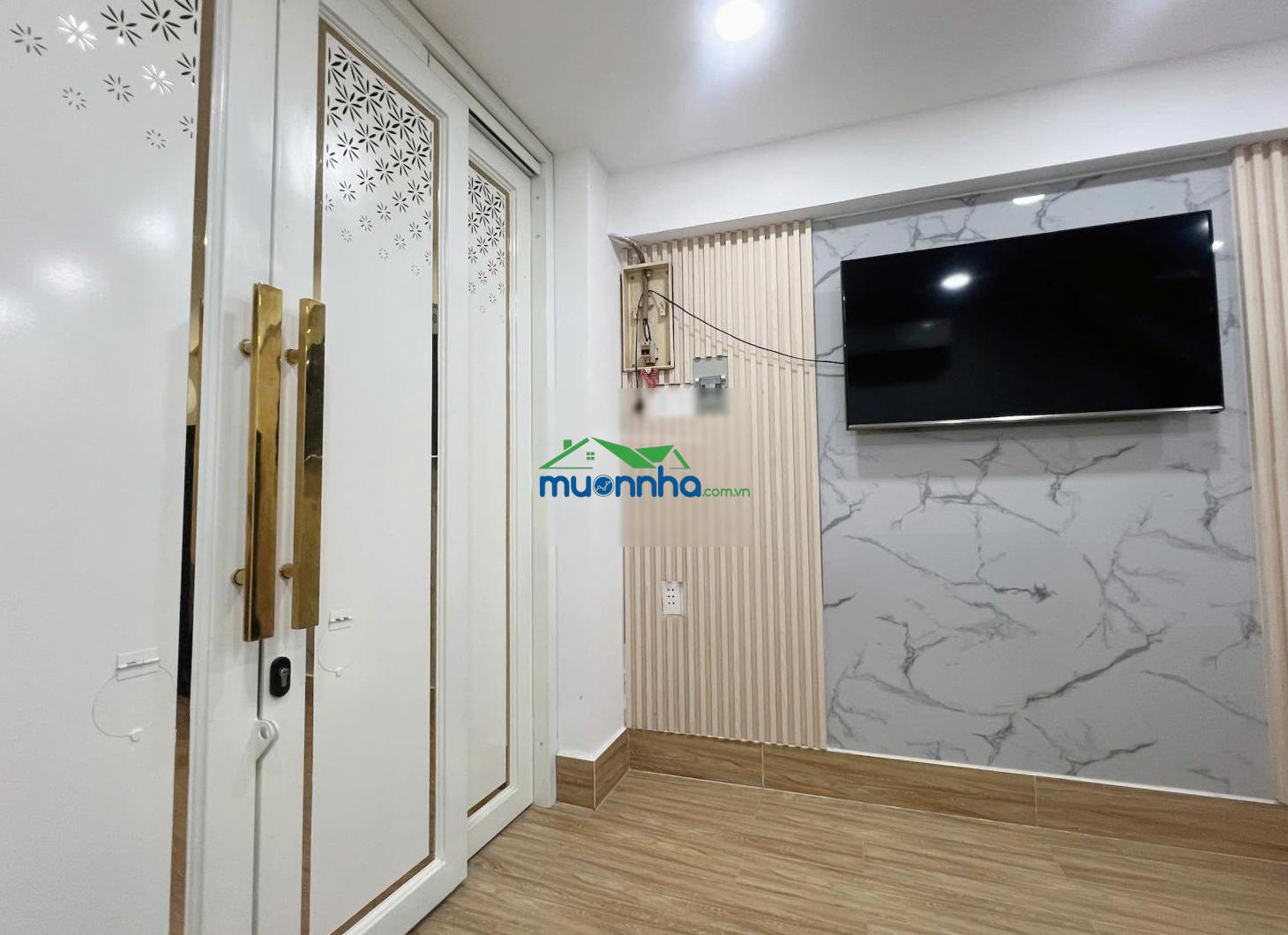 Bán nhà mới nhỏ xinh hẻm 391 trần hưng đạo, quận 1 - 2