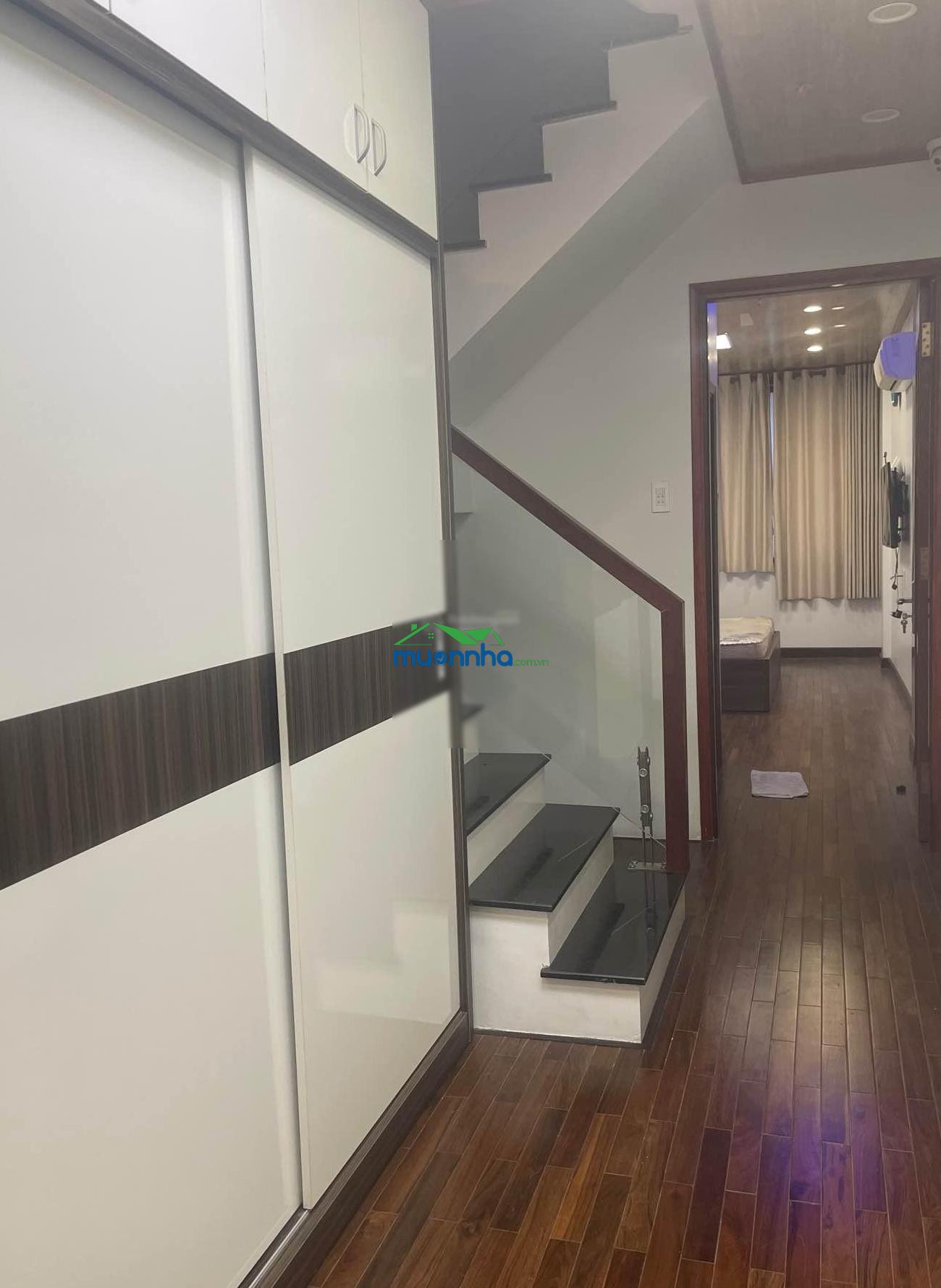Nhà 5 tầng, khu nhà ở biệt lập, gần vòng xoay phú lâm, quận 6