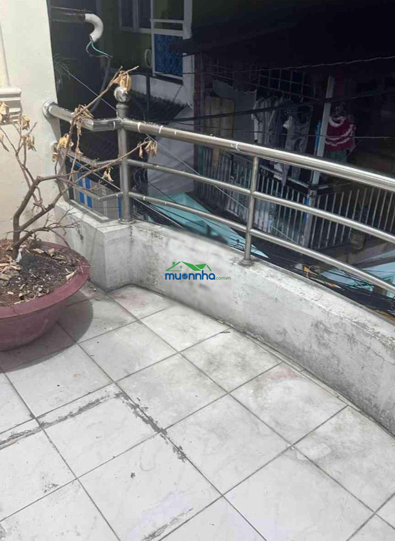 Nhà cũ tiện xây mới - lý thái tổ - 32m2 - hẻm xe hơi - 3 tầng - chỉ 4.xx tỷ - 3