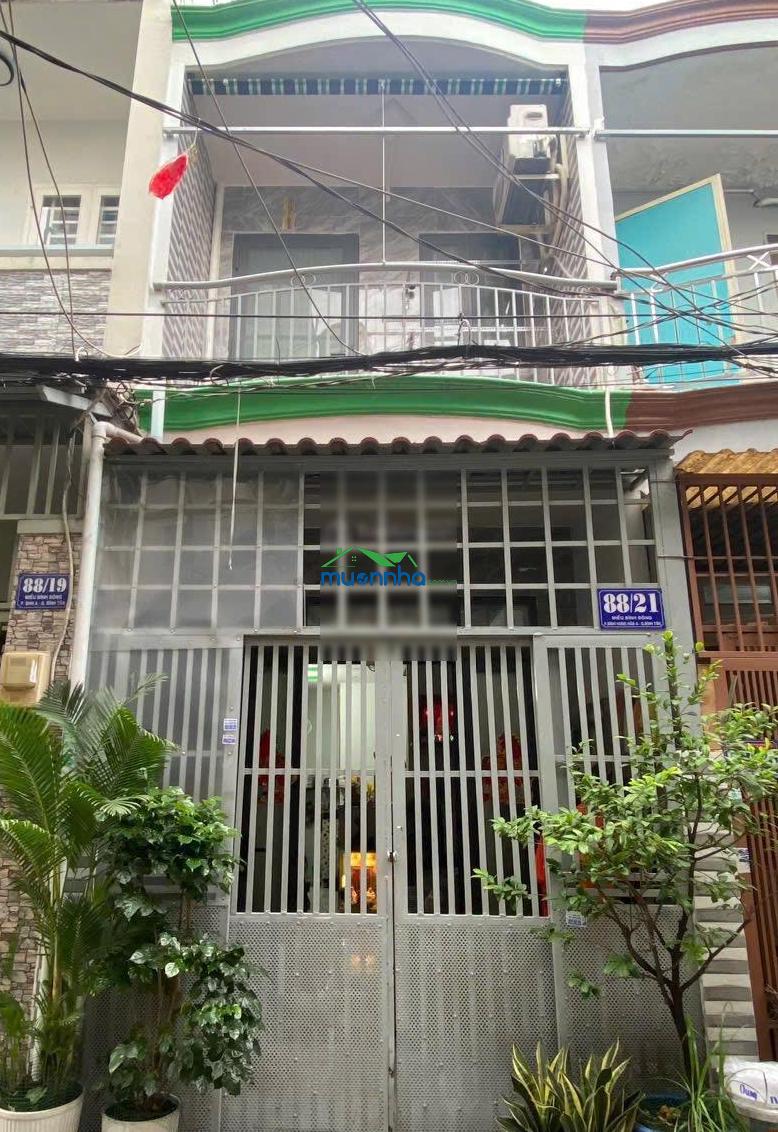 Nhà đẹp ở liền ngay ngã tư 4 xã, giá 3tỷ350 - 4
