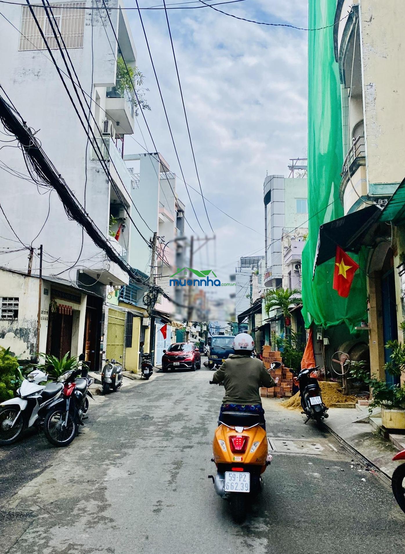 Bán nhà phường 6 tân bình; hẻm 61 đất thánh; (4,5 x 13m) 5 tầng - 2