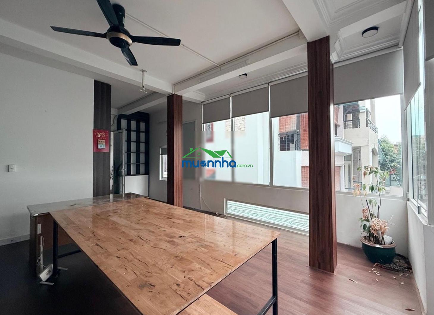 Căn góc 2 mặt thoáng không lg, sát mặt tiền hoàng văn thụ, 4,8x13, hẻm xe tải thông, vị trí đẹp