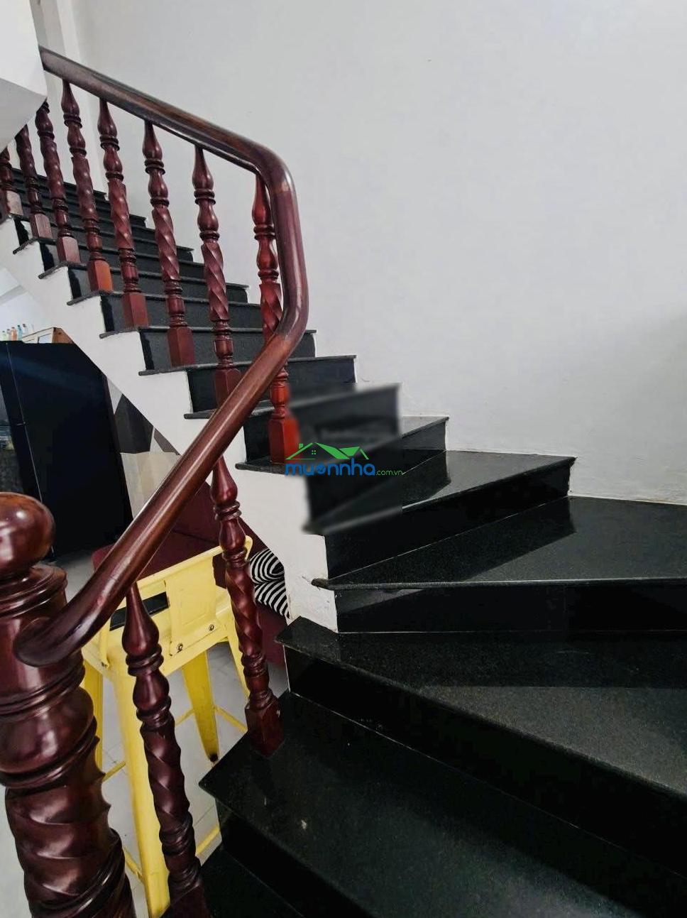Nhà trệt lững tại hẻm 1/ đường trần đại nghĩa cách vòng xoay an lạc 1,8km