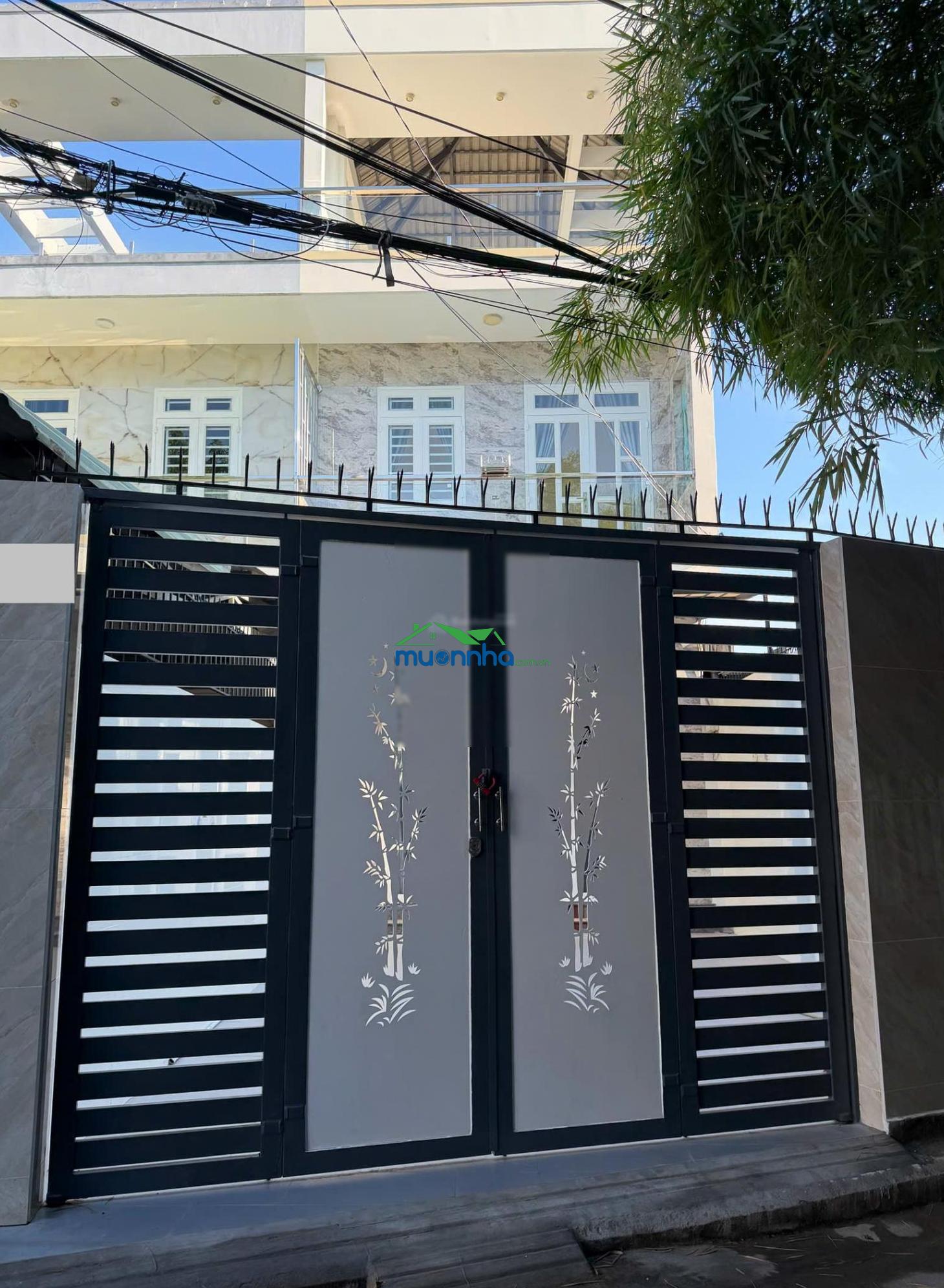 Bán nhà đường gò dưa chợ tam bình - sân đậu ô tô 4pn 4wc - nhà mới dọn vào ở ngay - (4,5m x 21,5m) - 3