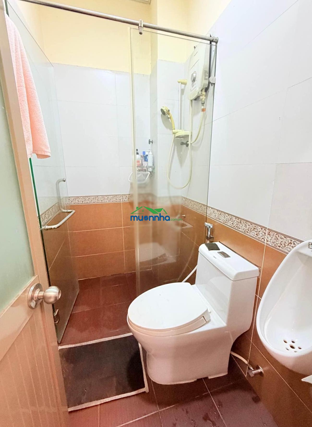 Bán nhà quận 3 hẻm 4m - ngang 4.1m - cách 30m ra mặt tiền đường - giá 7.8 tỷ - diện tích: 52m² - 2