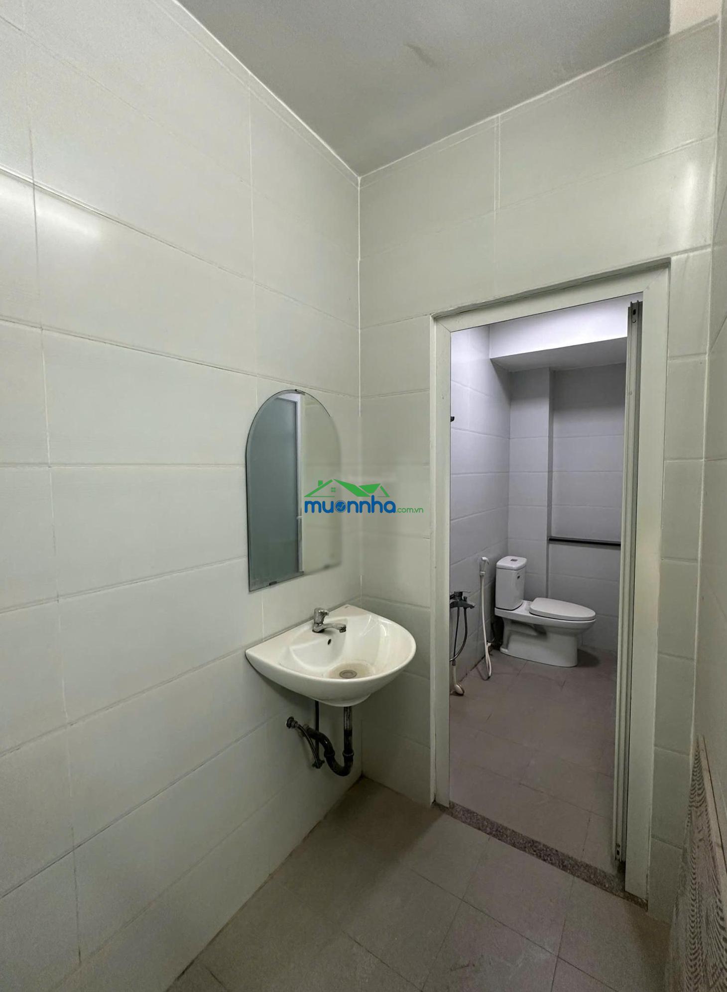 Chính chủ gửi bán nhà hoàng quốc việt, q7 - 90m2 - đường ô tô - giá 10.5 tỷ - 2