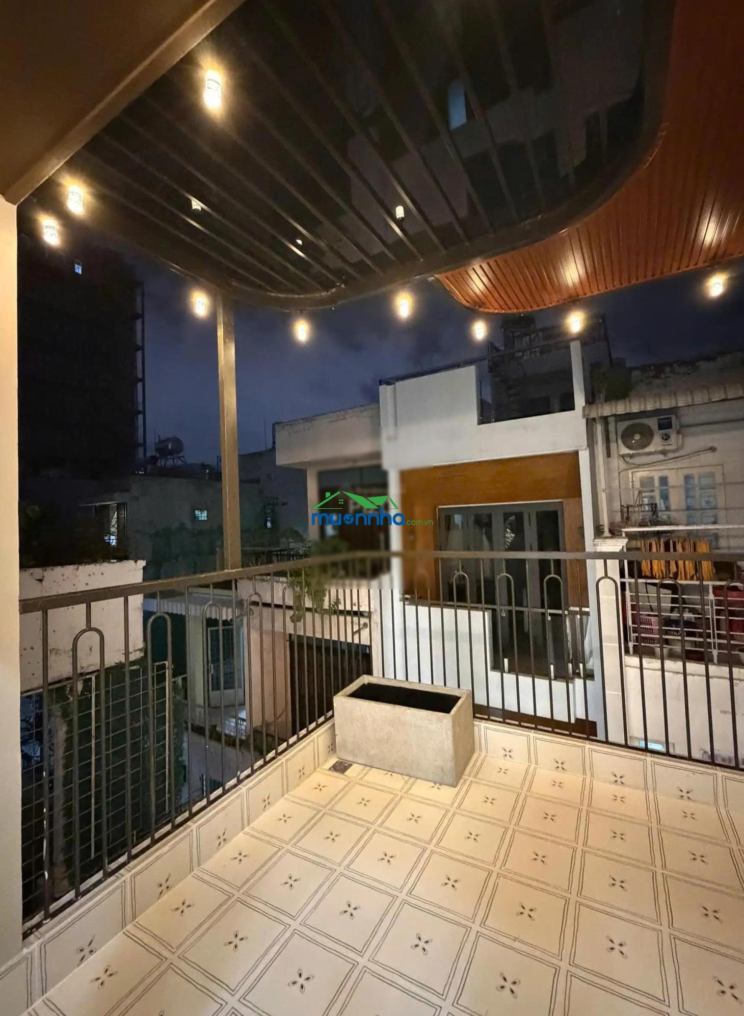 Cực hiếm! chỉ 9.18 tỷ. hẻm xe hơi nguyễn đình chiểu, p4, q3. nhà đẹp + nở hậu. dt: 3.1x10.8m
