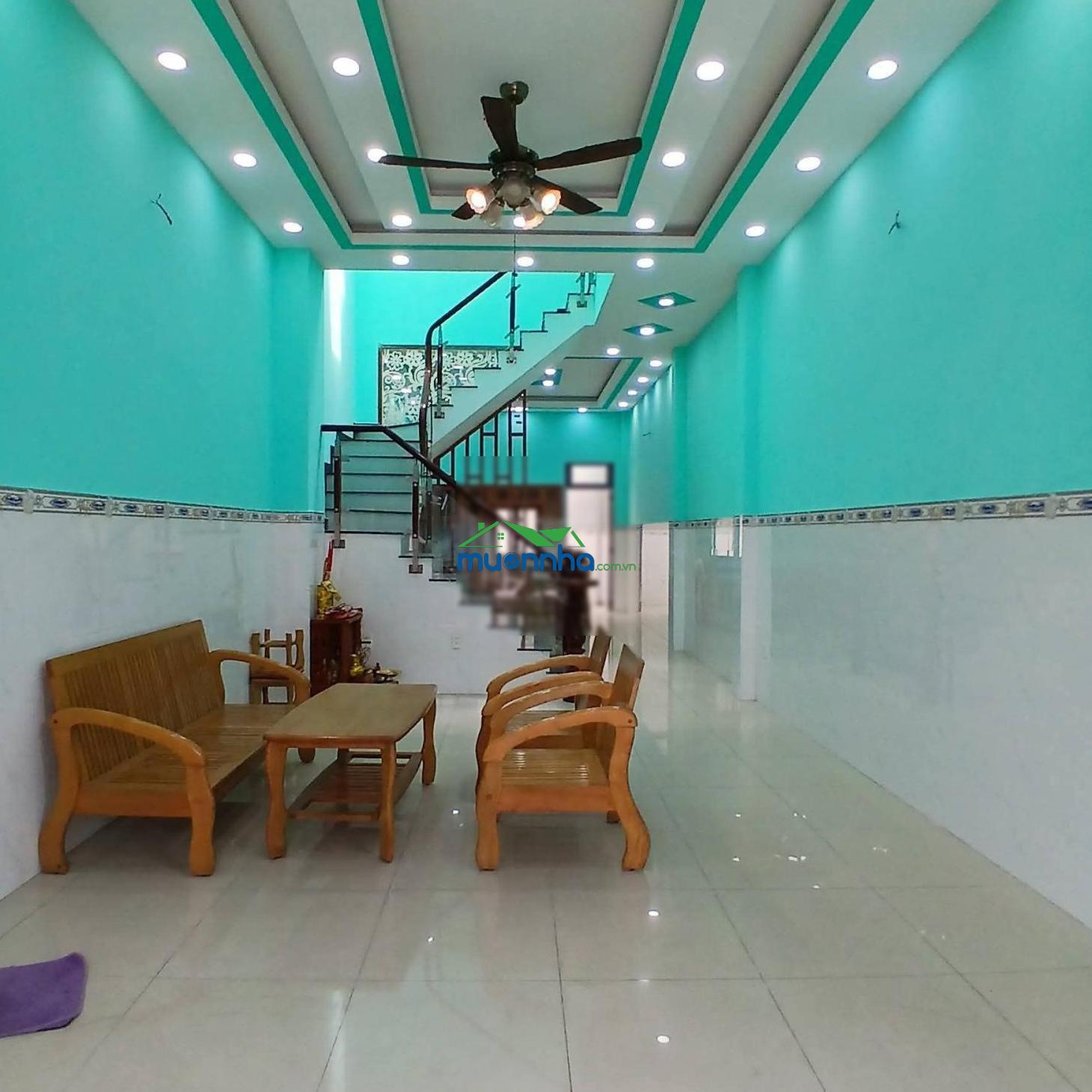 5 tỷ 500 thương lượng, nhà 2 tầng, diện tích: 4 x 15 - 4