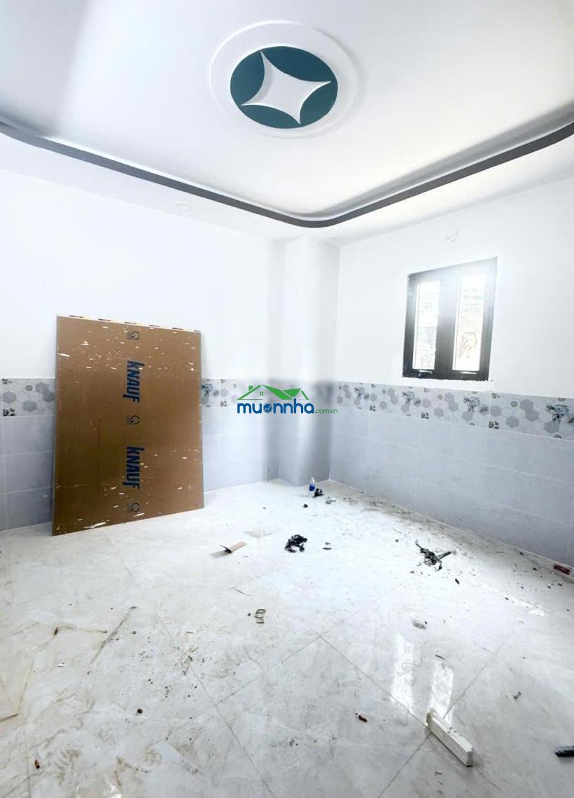 Chủ bán gấp nhà góc 2mt - sát tân phú 4x14m 1 lầu - hxt - shr - 3