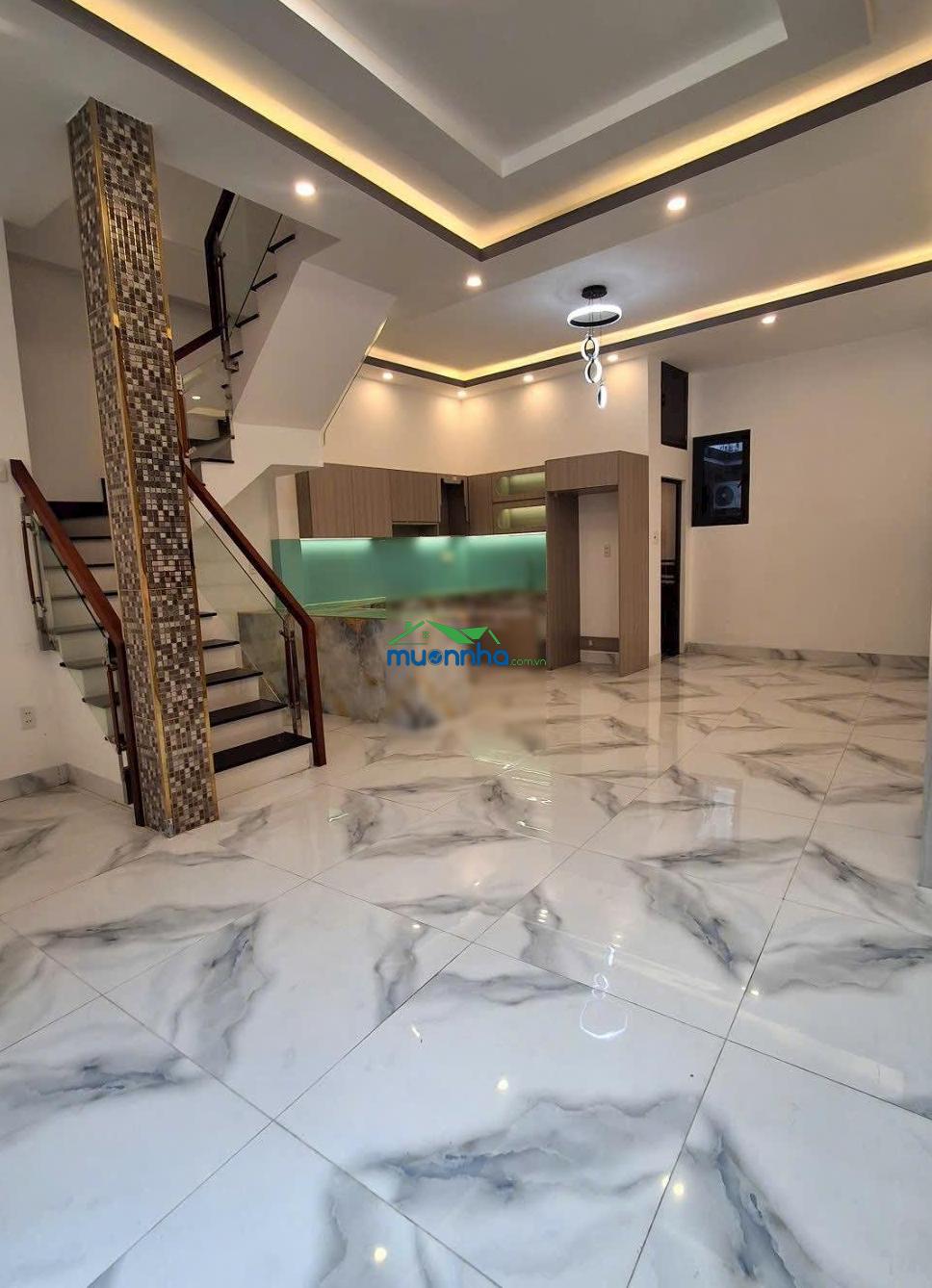 Bán nhà quận 8 đẹp ở ngay - gần quận 1 - sổ hồng riêng - chỉ 6 tỷ 270 triệu. lh 0933 063 ***
