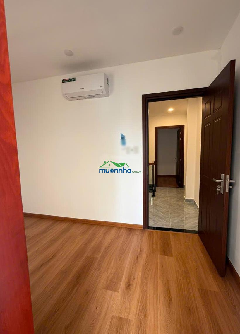 Bán nhà đường 3/2, quận 10 - 4.4 x 9 - 3 tầng - 4 pn - giá 5,9 tỷ tl - tặng full nội thất cao cấp
