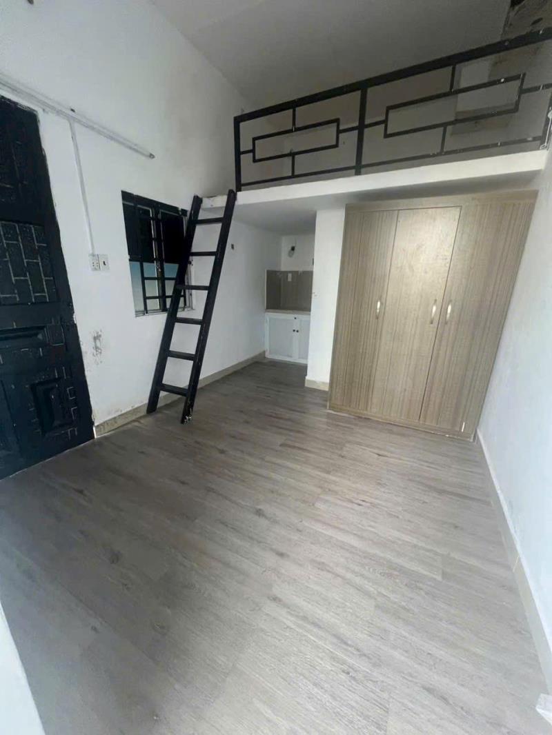 Phòng trọ có gác lửng, máy lạnh, giờ giấc tự do - 2