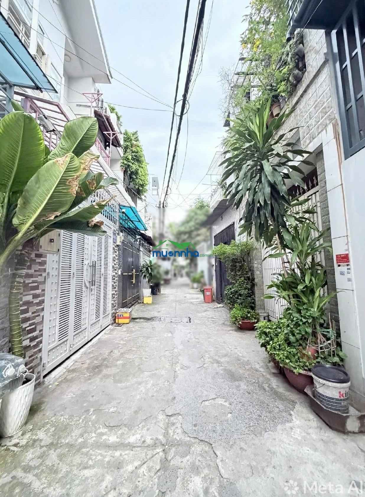 Cần bán nhà btct - hẻm xe hơi nguyễn hữu tiến - tân phú
