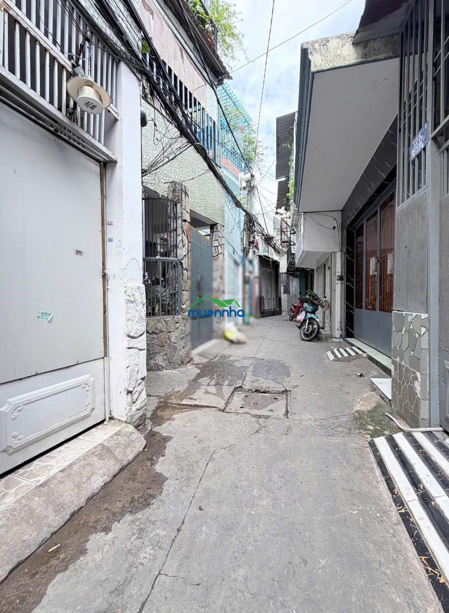 Bán nhà 4 tầng phạm thế hiển p4, q8 - gần parc mall