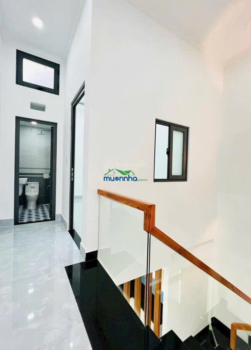 Gần hiệp thành city, 76 m2 (4 x 19) bán 6 tỷ 3. liên hệ ngà nhà thật sài gòn hỗ trợ xem nhà