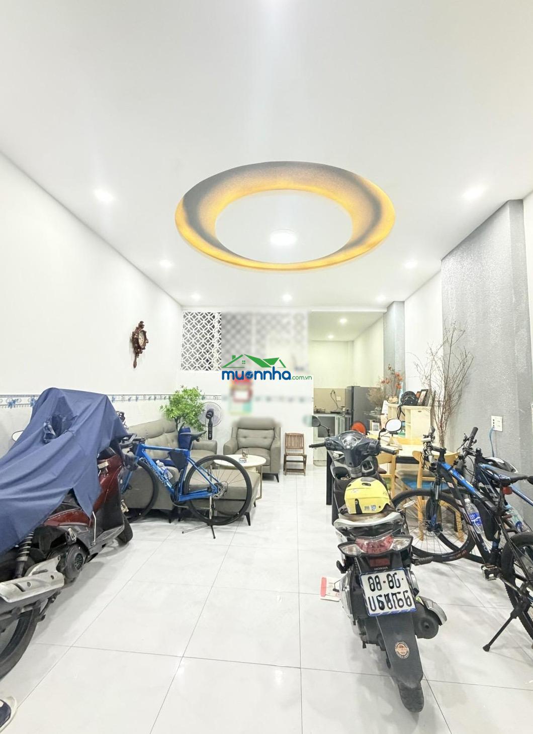 Nhà mới đẹp ở ngay - ni sư huỳnh liên tân bình - ngang khủng 4.4m - sổ vuông đẹp a4 - chỉ 4,599 tỷ